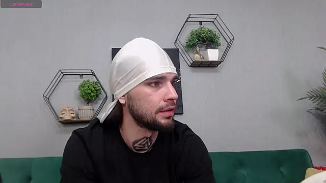 KaneHunter online show from 04.14.26