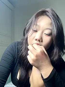 Xiaojie-520521 online show from 12.19.25