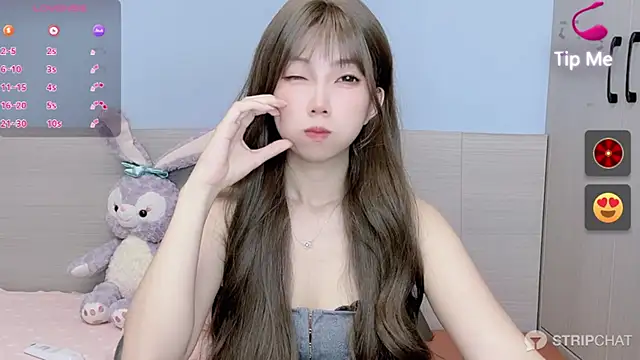 Snapshot of Fortune-PZ chatting on 11.30.25 Fortune-PZ online show from 11.30.25