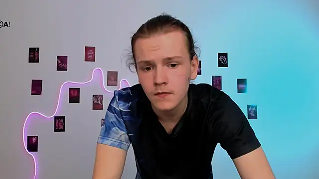 Snapshot of leo_void chatting on 02.28.26 leo void online show from 02.28.26