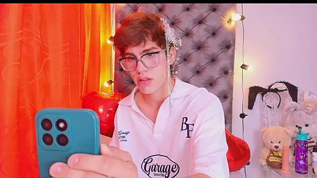 Snapshot of Jacobelord chatting on 02.15.26 Jacobelord online show from 02.15.26