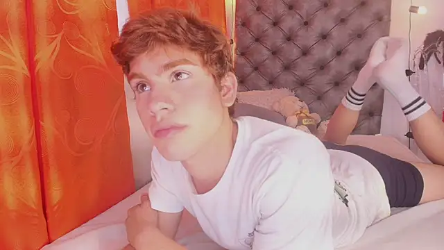 Snapshot of Jacobelord chatting on 04.12.26 Jacobelord online show from 04.12.26