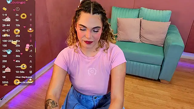 Snapshot of AdharaWo chatting on 02.11.26 AdharaWo online show from 02.11.26