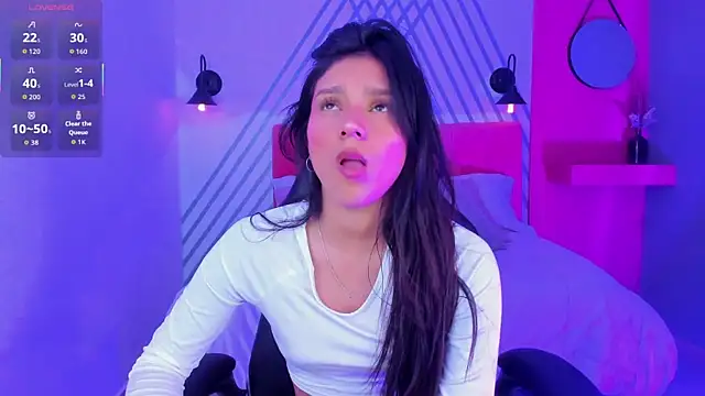 Kari Kaory online show from 04.16.26