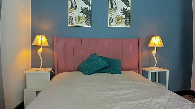 joss shellby online show from 04.10.26