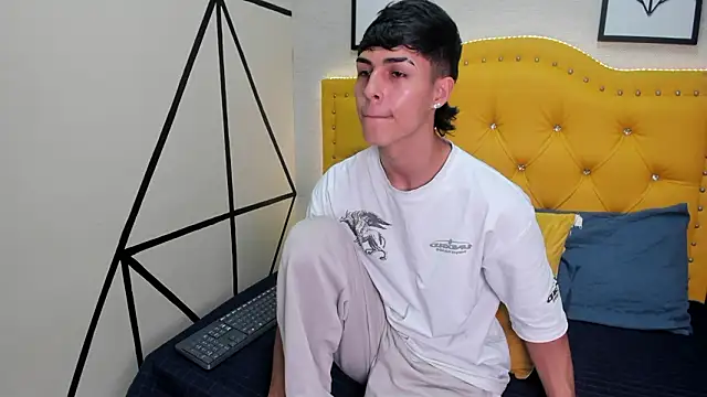 Snapshot of Ethan_Jamees chatting on 02.27.26 Ethan Jamees online show from 02.27.26