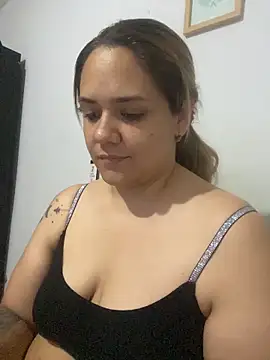 LoreinnFox online show from 04.13.26