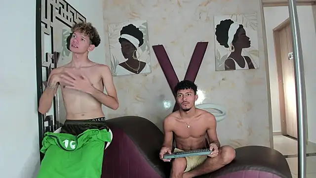COUPLES BOYS online show from 05.28.26
