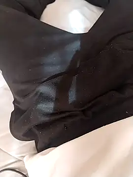 Snapshot of Yordivil1 chatting on 11.27.25 Yordivil1 online show from 11.27.25