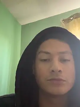 Snapshot of aelor2028 chatting on 11.29.25 aelor2028 online show from 11.29.25