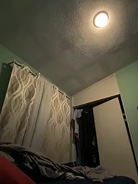 Snapshot of aelor2028 chatting on 11.30.25 aelor2028 online show from 11.30.25