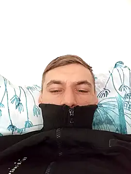 Snapshot of Madix1997 chatting on 12.01.25 Madix1997 online show from 12.01.25