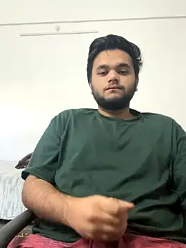 Snapshot of Noavacado_ chatting on 11.28.25 Noavacado online show from 11.28.25