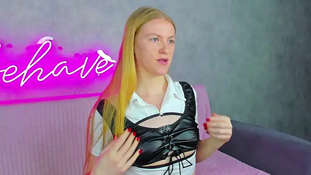 Alicia Hars online show from 02.25.26