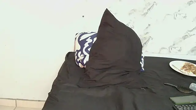 Snapshot of SexyZuluBarbie chatting on 04.29.26 SexyZuluBarbie online show from 04.29.26