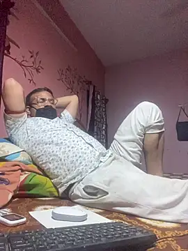 Saxymood1111 online show from 02.28.26