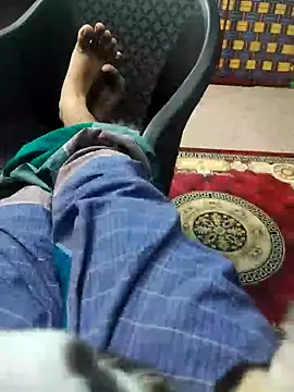 Snapshot of smgrtamil chatting on 11.28.25 smgrtamil online show from 11.28.25