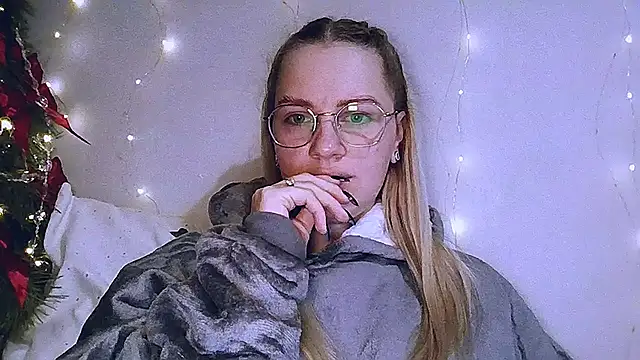 Whitehex666 online show from 01.05.26