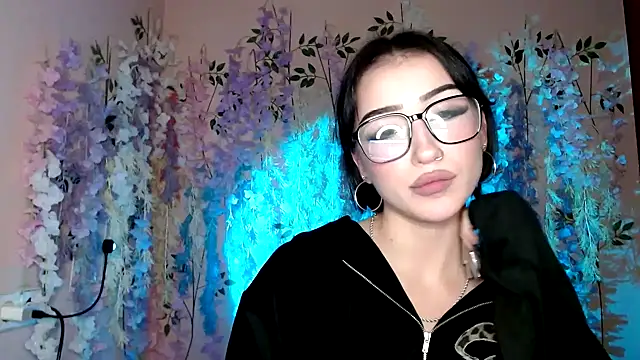 Sweeet Sss online show from 11.28.25