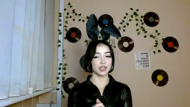 Sweeet Sss online show from 12.03.25