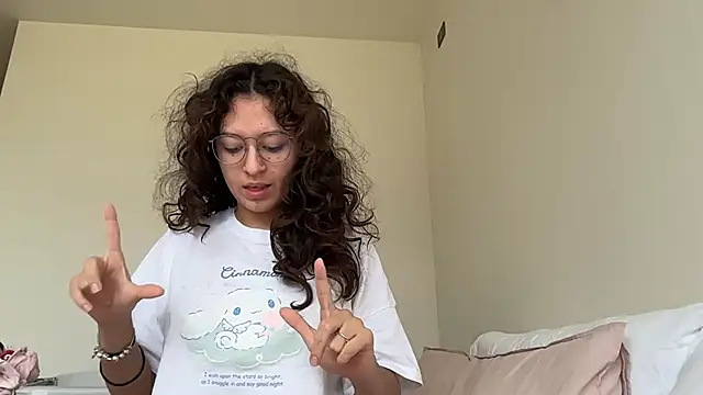 Alicatcua  online show from 07.05.26