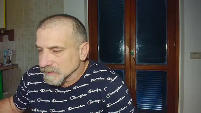 Snapshot of Mauro7788 chatting on 12.19.25 Mauro7788 online show from 12.19.25