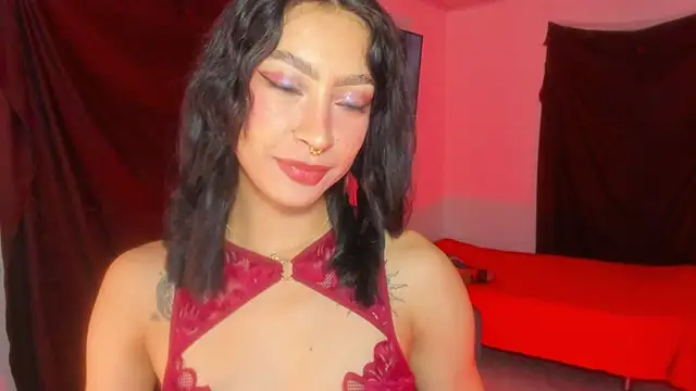 Snapshot of Ounla_Sweet chatting on 05.18.26 Ounla Sweet online show from 05.18.26