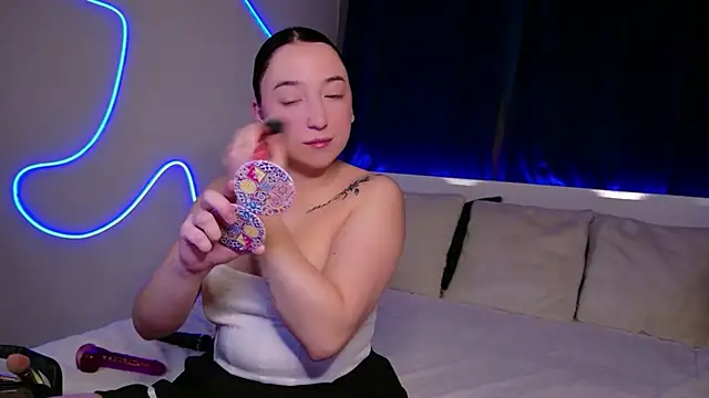 AVA MAXX online show from 12.01.25