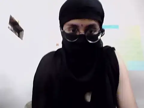 babyshallu05 online show from 11.28.25