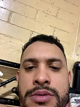 Snapshot of Eduardowkx chatting on 11.28.25 Eduardowkx online show from 11.28.25