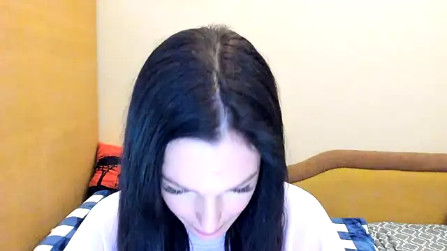 Snapshot of ArmaniGirl chatting on 11.29.25 ArmaniGirl online show from 11.29.25