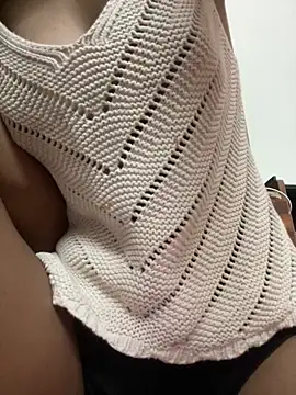 Snapshot of Namratajainn chatting on 12.16.25 Namratajainn online show from 12.16.25