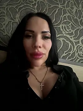 Snapshot of Sweet_little_gir chatting on 01.08.26 Sweet little gir online show from 01.08.26