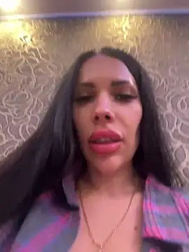 Snapshot of Sweet_little_gir chatting on 01.14.26 Sweet little gir online show from 01.14.26