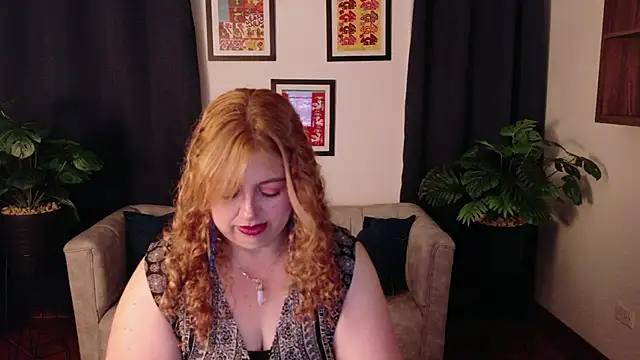 Snapshot of MilfArlet chatting on 02.03.26 MilfArlet online show from 02.03.26