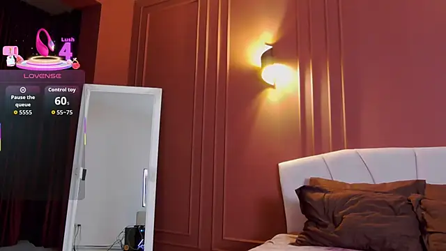 OliviaMazee online show from 01.10.26