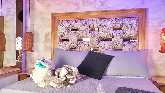 emily dempsey online show from 03.25.26