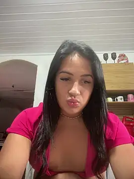 larysinha online show from 12.16.25