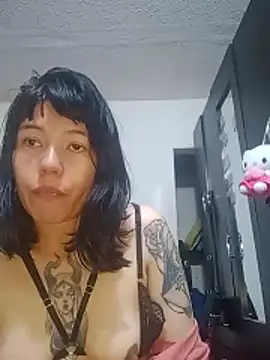 -AngelineThompson- online show from 12.04.25