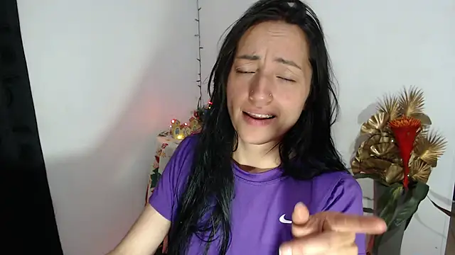 Snapshot of Megaan-love5 chatting on 11.30.25 Megaan-love5 online show from 11.30.25