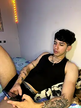 wil hot online show from 12.18.25