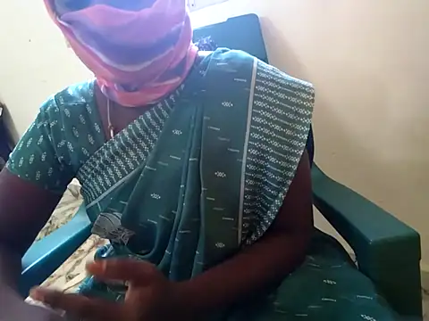 Snapshot of tamil_sumathi chatting on 06.04.26 tamil sumathi online show from 06.04.26