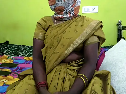 Snapshot of tamil_sumathi chatting on 07.07.26 tamil sumathi online show from 07.07.26