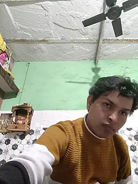 Snapshot of nitinkamal5050 chatting on 12.02.25 nitinkamal5050 online show from 12.02.25