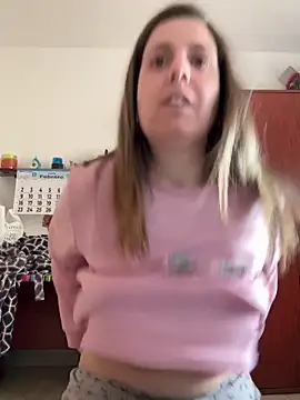 Sareyxon online show from 02.22.26