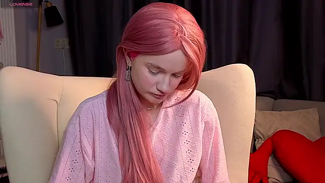 Kitty smalltits online show from 01.15.26