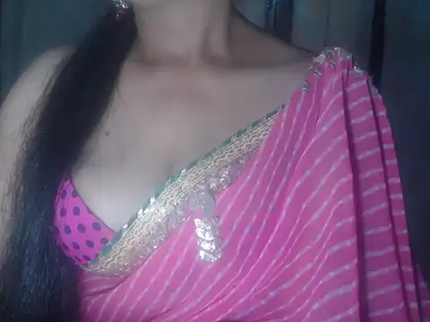 Hotronita123 online show from 02.19.26