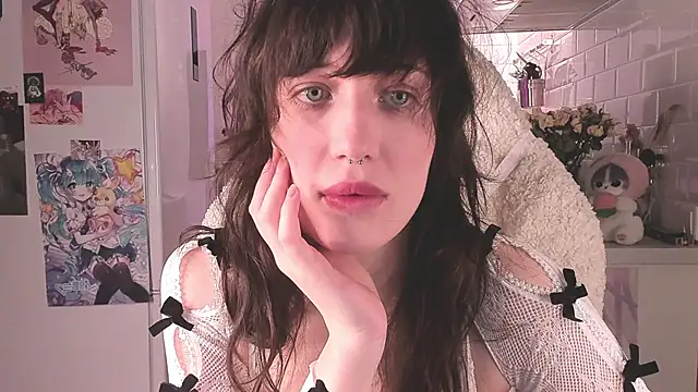 MePretty online show from 12.26.24