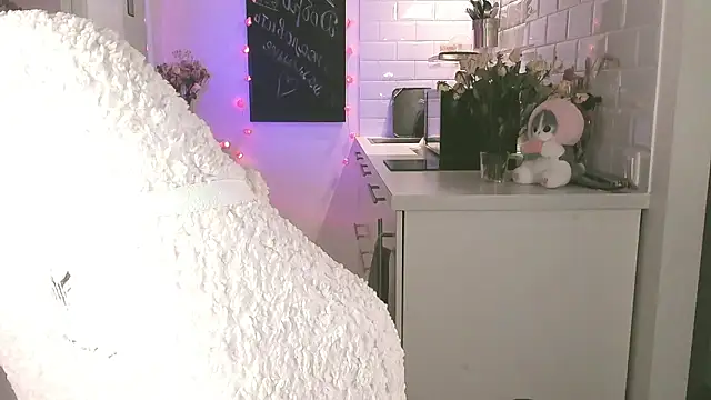 MePretty online show from 03.03.25