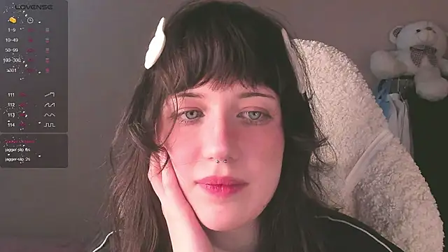 MePretty online show from 11.30.25